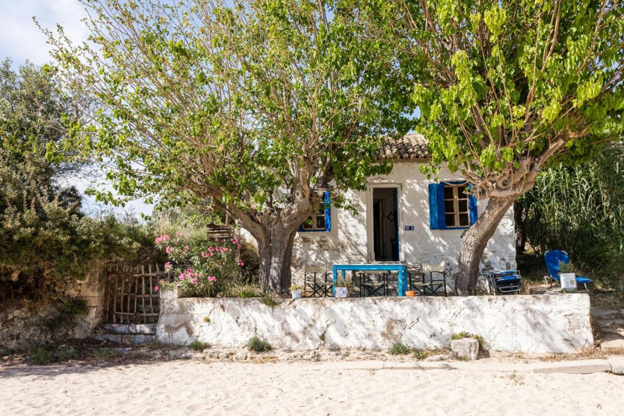 Fisherman'S Cottage Stoupa Exterior photo